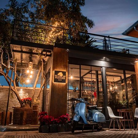 Gordnuea Boutique House Panzió Csiangmaj Kültér fotó
